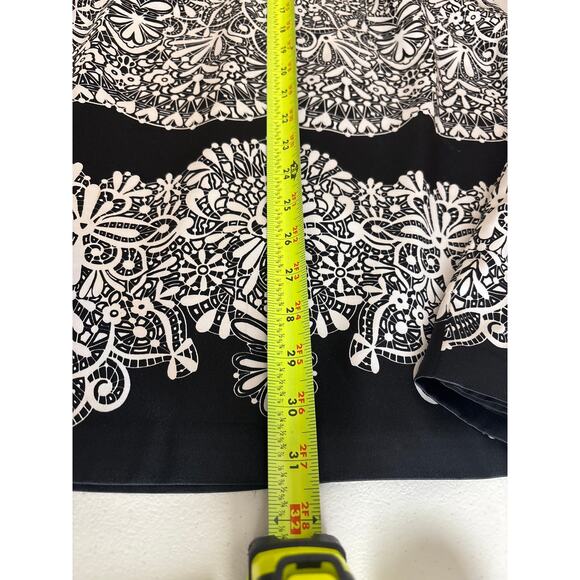 WHBM Strapless Black and White Minidress Fitted Silhouette Y2K style Size 0 - Picture 8 of 11